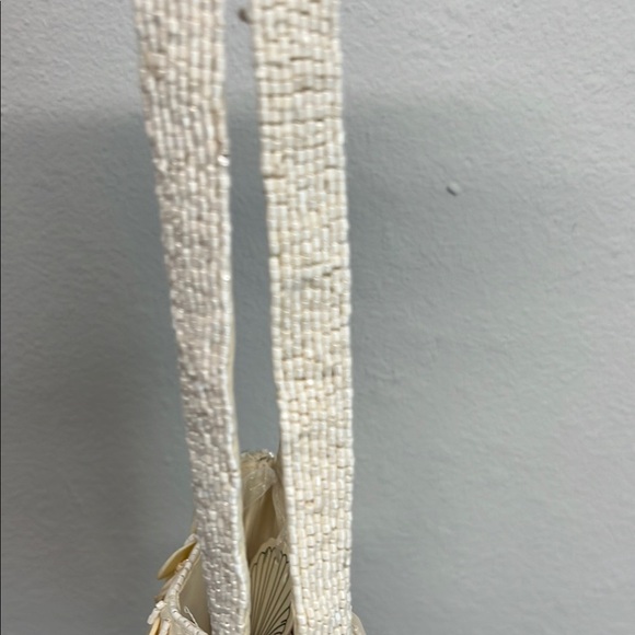 🐚Gorgeous Shell Mini Tote Bag 🌊✨ - Picture 5 of 9